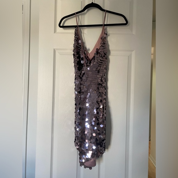 MAUVE SEQUIN DRESS - Picture 7 of 10